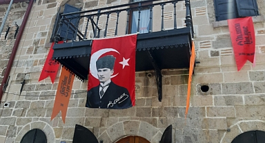 Afyonkarahisar'a Yeni Bir Turistik Tesis: Ottoman Antique Art Gallery Cafe