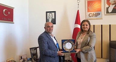 Tunay Türkmen'den Ankara çıkartması
