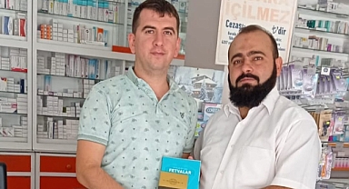 İhsaniye'de sağlık çalışanlarına mesleki kitaplar hediye edildi