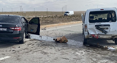 İhsaniye'de feci kaza: 4 yaralı