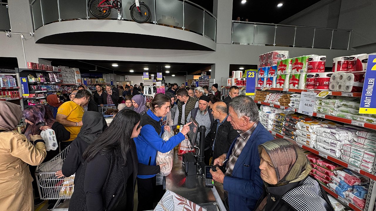 Chipper Afyon’da açıldı! Büyük indirimler 3 gün sürecek