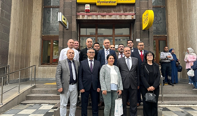 PTT Afyon'da 185. Müşteriye Ödül