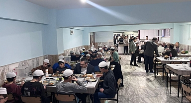 Bozhüyük köyünde iftar geleneği yaşatılıyor