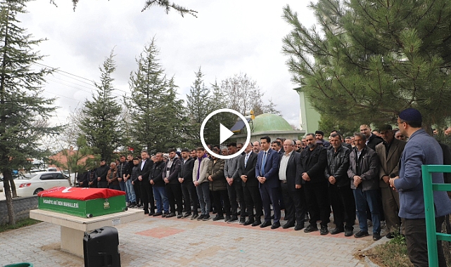 İhsaniye'de elim trafik kazası: Kahrolduk...